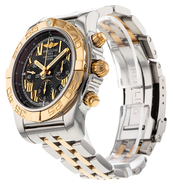 Breitling Chronomat 44 CB0110 Image 2